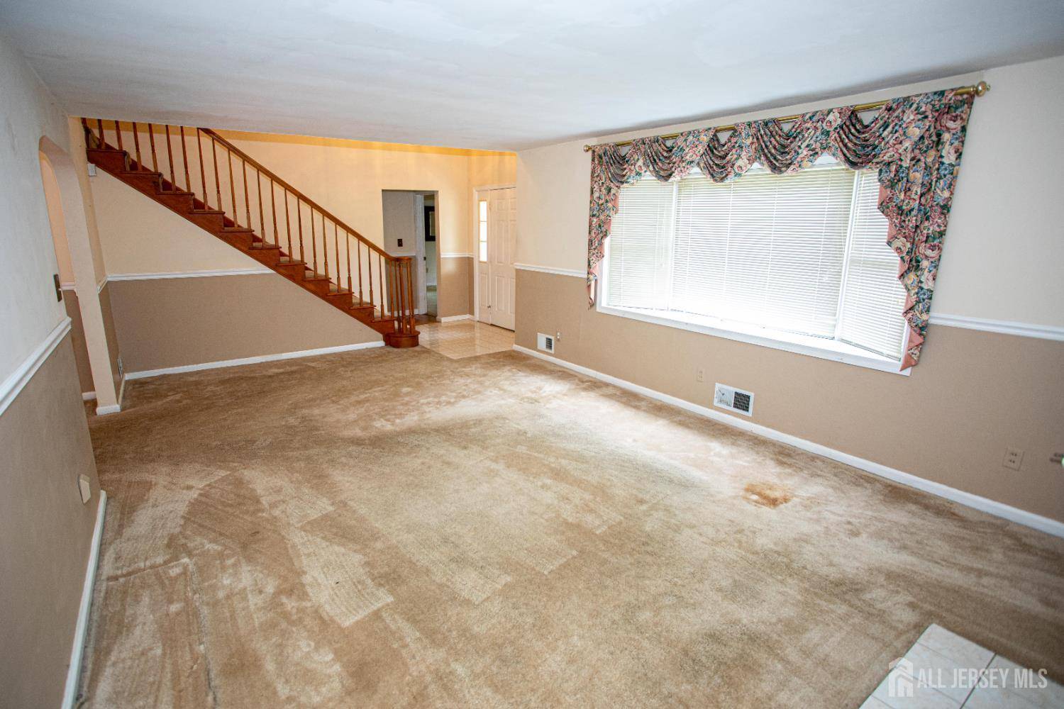 Milltown, NJ 08850,41 Louise DR