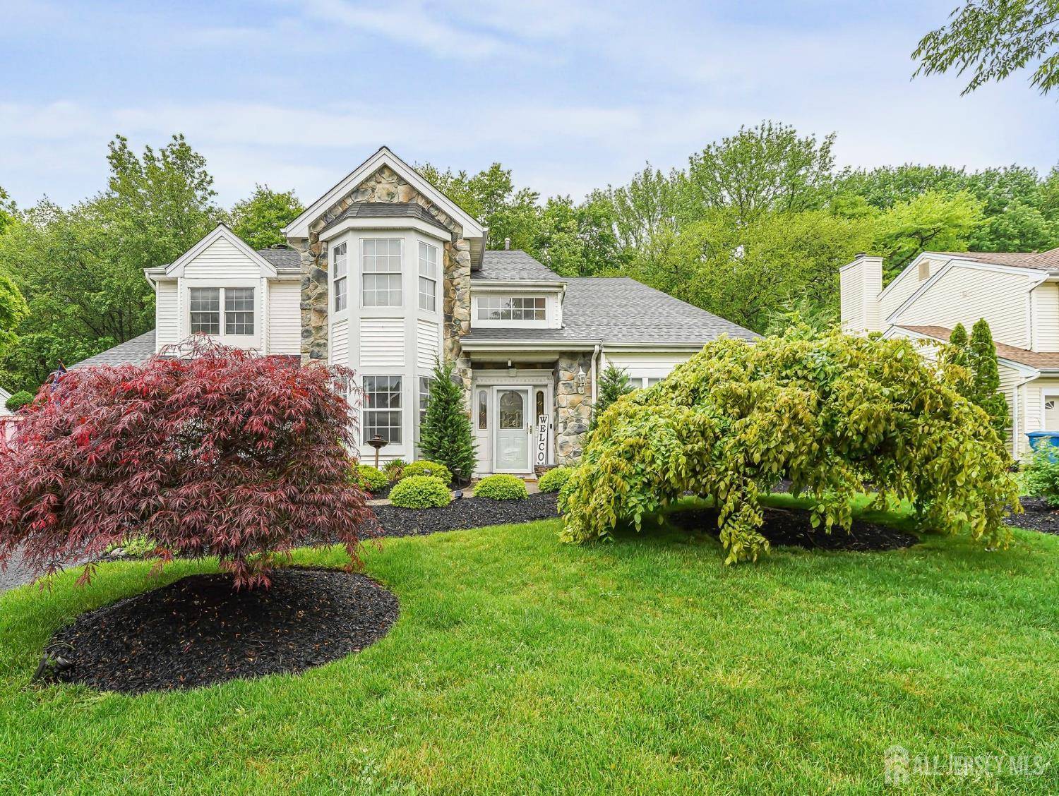40 Nathan DR, Old Bridge, NJ 08857