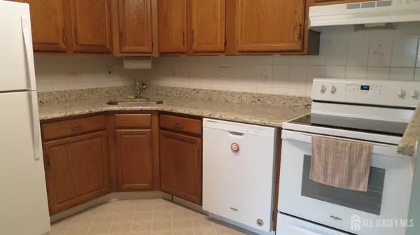 Plainsboro, NJ 08536,8407 8407 Tamarron DR