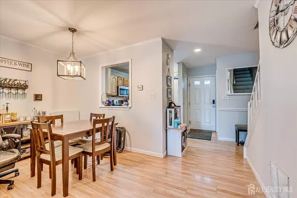 East Brunswick, NJ 08816,325 McDowell DR