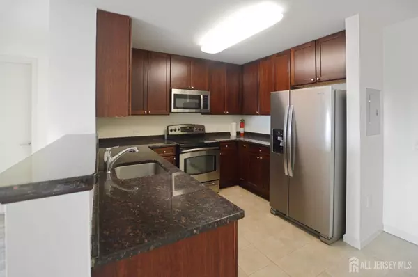 Rahway, NJ 07065,1 Carriage City PLZ #616