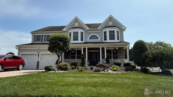 7 Overhill DR, Old Bridge, NJ 08857
