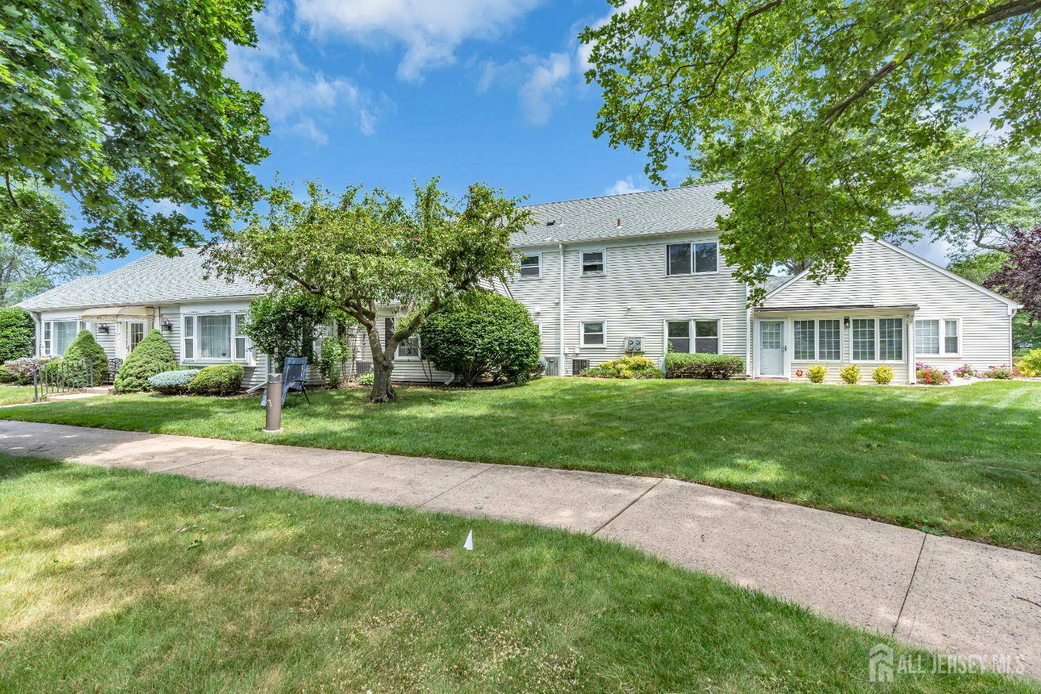 Monroe, NJ 08831,377-B Old Nassau RD