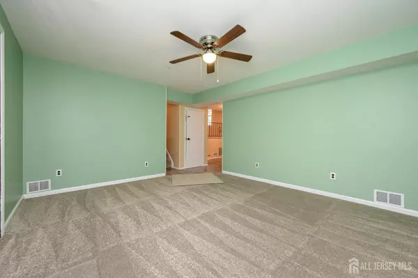 Rockaway Twp, NJ 07866,43 Barry DR