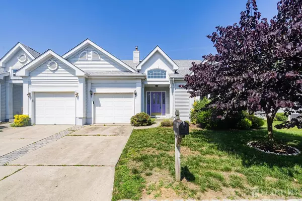 17 Severn WAY, Monroe, NJ 08831