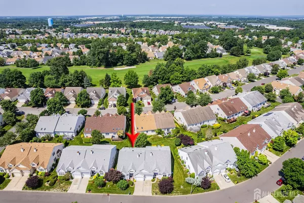 Monroe, NJ 08831,17 Severn WAY