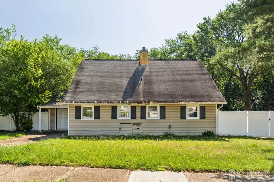 214 Millbrook DR, Willingboro, NJ 08046
