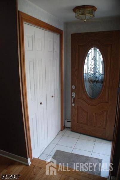 Woodbridge Proper, NJ 08863,118 Glenwood TER
