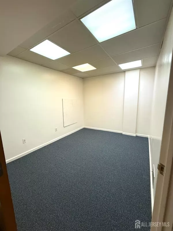 Piscataway, NJ 08854,216 Stelton RD #E2