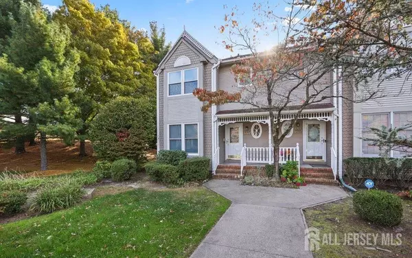 152 Northampton DR, Holmdel, NJ 07733