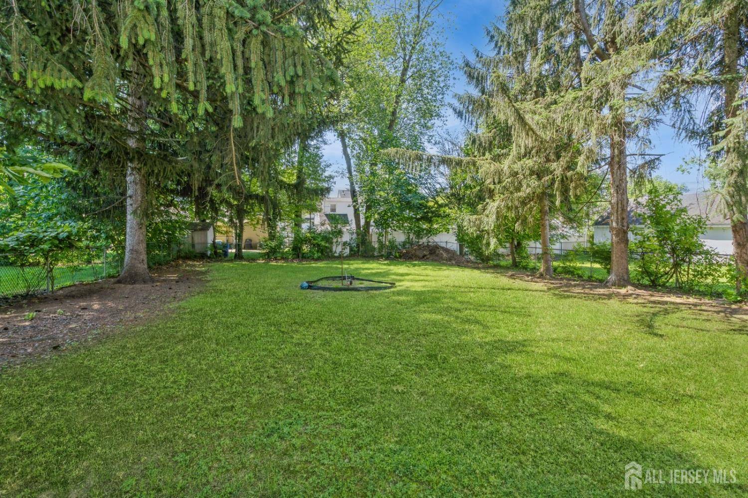 North Plainfield, NJ 07063,571 Greenbrook RD