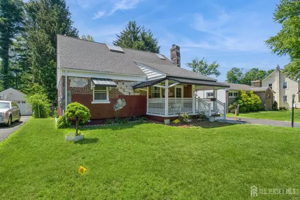 571 Greenbrook RD, North Plainfield, NJ 07063