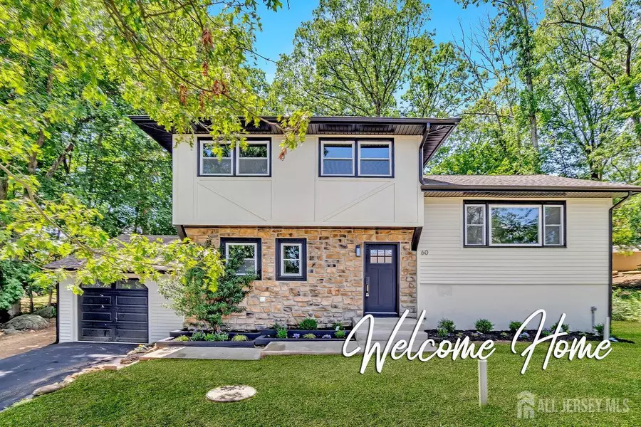 60 Woodlawn TER, Jefferson, NJ 07849