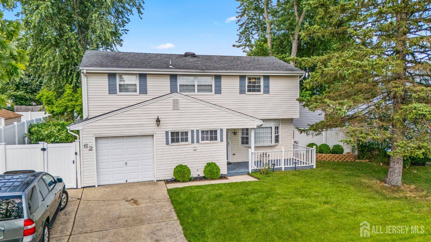 62 Grace DR, Old Bridge, NJ 08857