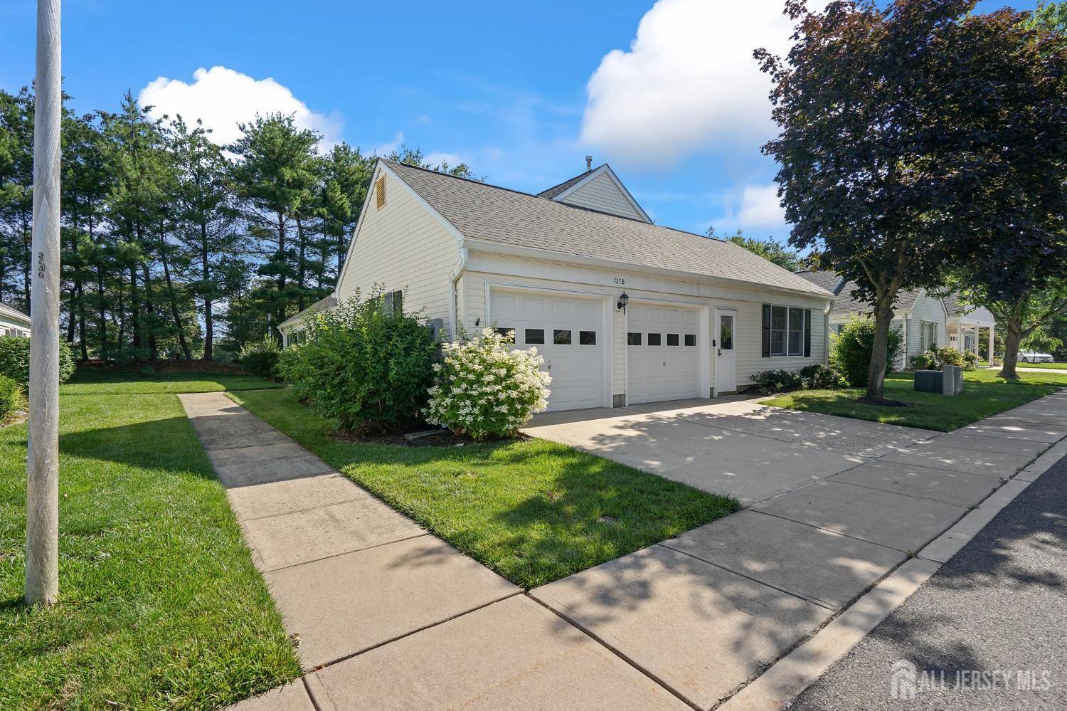 Monroe, NJ 08831,727 Mount Vernon RD #B