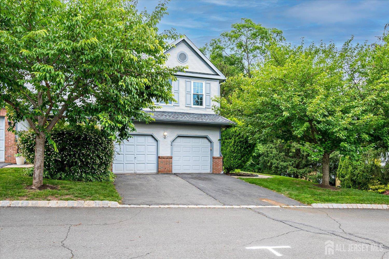 36 Benjamin Rush LN, Princeton, NJ 08540
