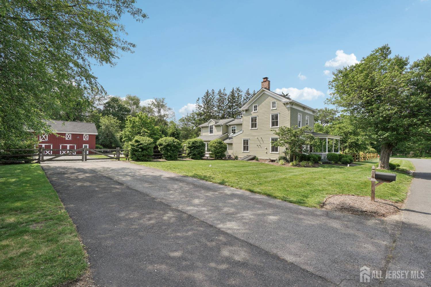 6 Greenwood AVE, South Brunswick, NJ 08852