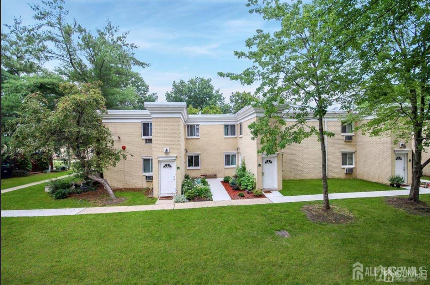 7 Lake AVE #1B, East Brunswick, NJ 08816