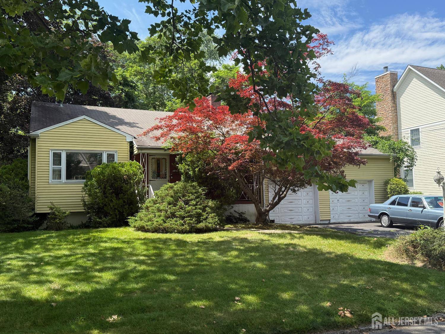Westfield, NJ 07090,34 Woodbrook CIR