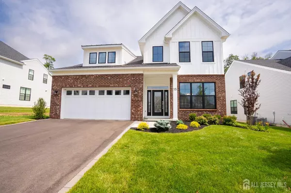 15 Ashlynn CT, Manalapan, NJ 07726