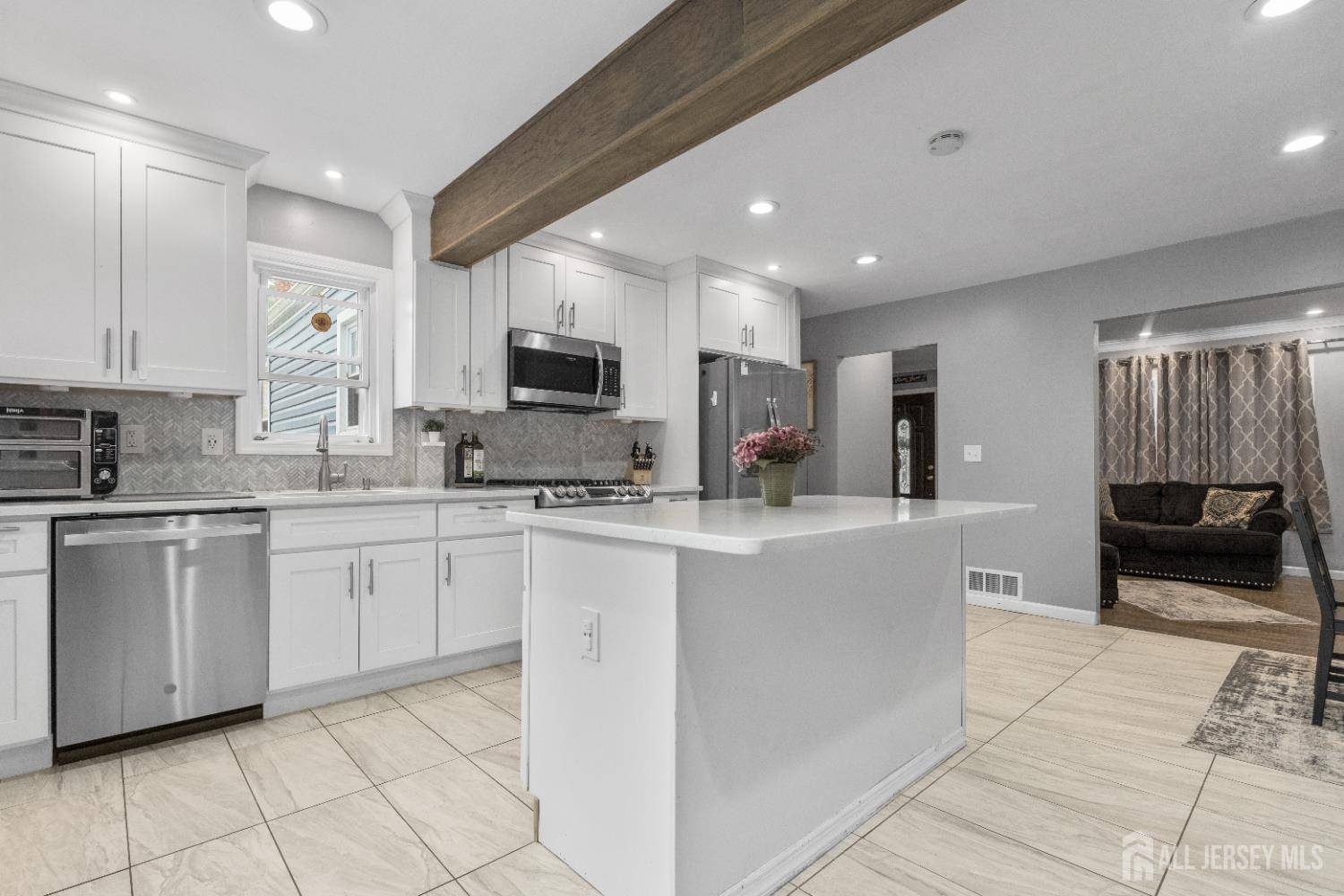 Union Twp, NJ 07065,243 Donald AVE