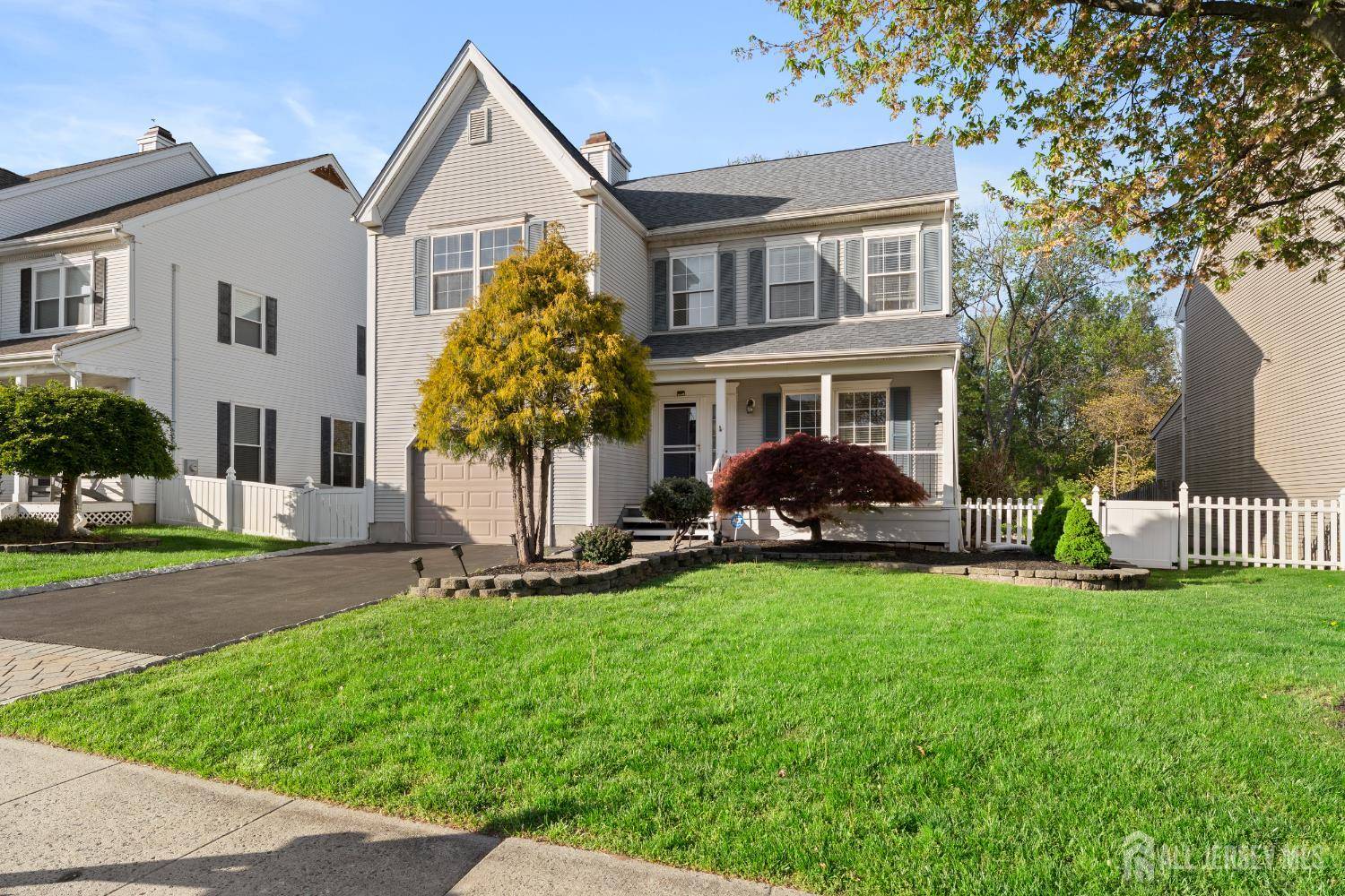 54 Magellan WAY, Franklin Twsp, NJ 08823
