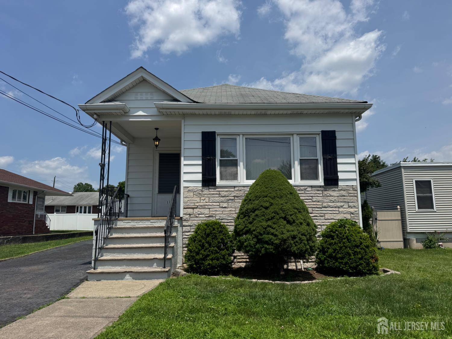 Port Reading, NJ 07064,11 1st ST