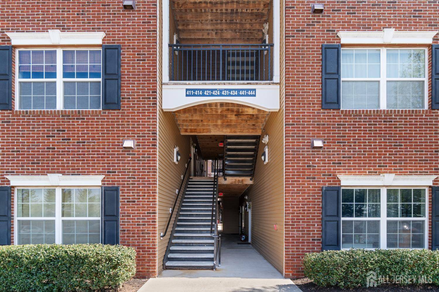 South Plainfield, NJ 07080,434 Micali WAY