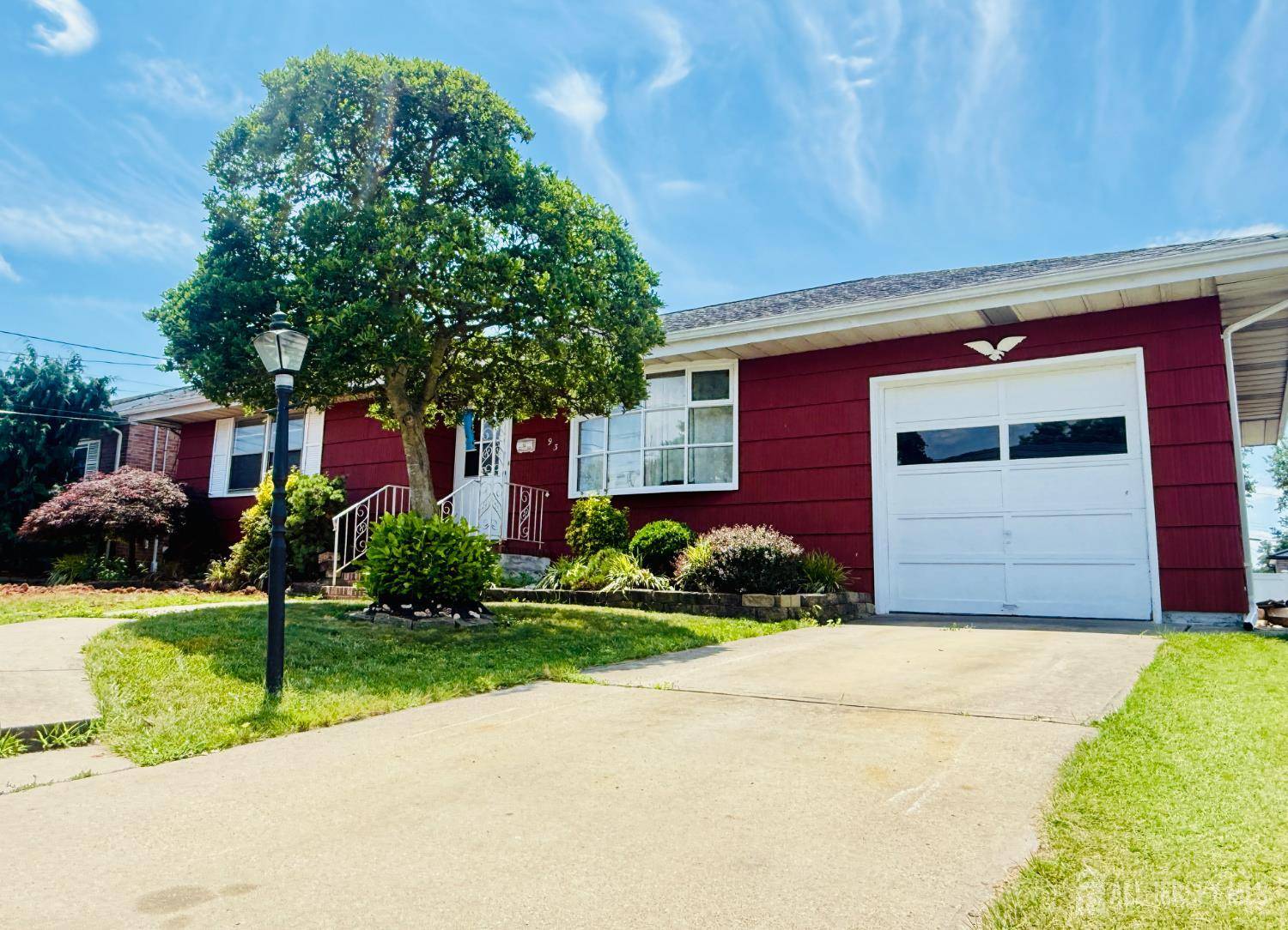 93 N Washington AVE N, Colonia, NJ 07067
