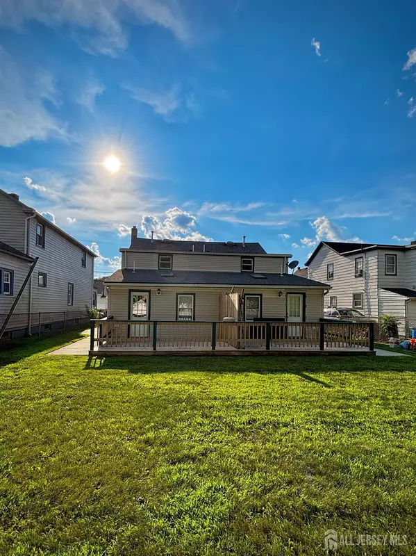 South Amboy, NJ 08879,287 Raritan ST