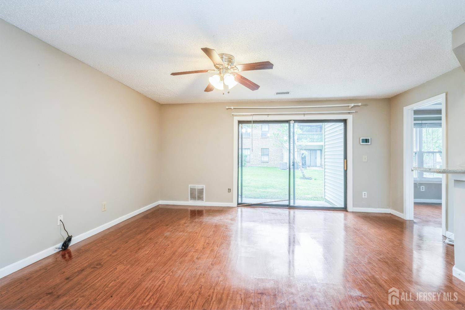 Sayreville, NJ 08859,1906 Bayhead DR