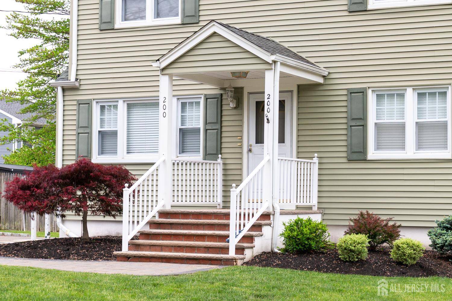 Edison, NJ 08820,200 Plainfield RD