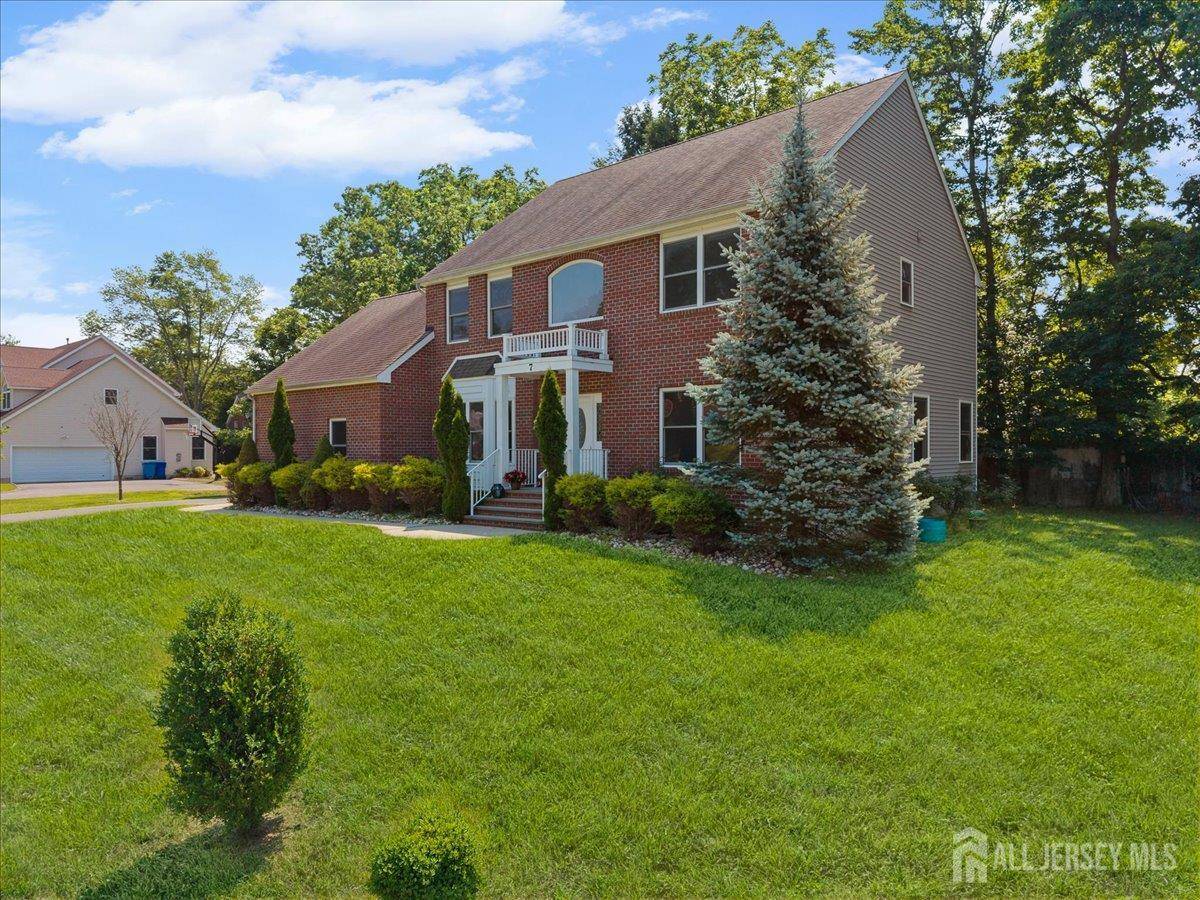 North Brunswick, NJ 08902,7 Rupprecht RD
