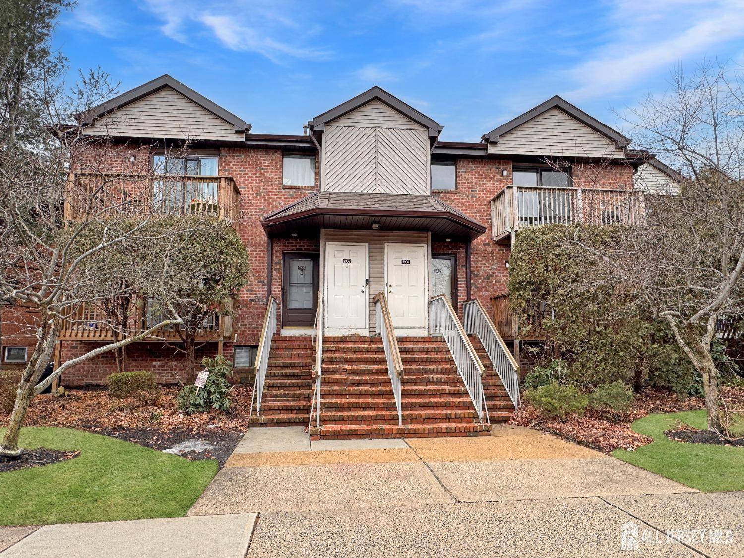 3908 Birchwood CT, North Brunswick, NJ 08902