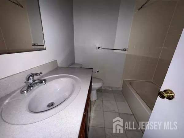 Iselin, NJ 08830,1705 Green Hollow DR