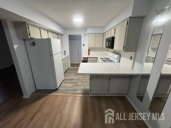 Iselin, NJ 08830,1705 Green Hollow DR