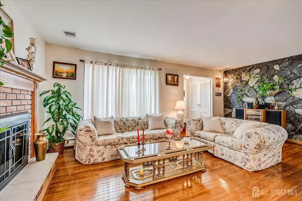 Fords, NJ 08863,105 Lafayette RD