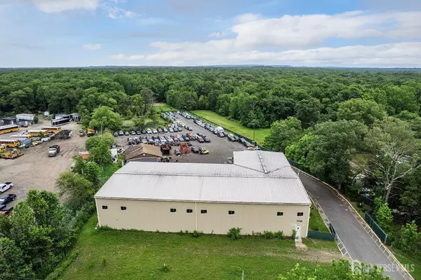 1706 Englishtown RD #1710, Old Bridge, NJ 08857