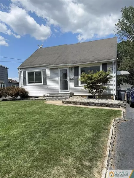 142 Robert PL, South Plainfield, NJ 07080