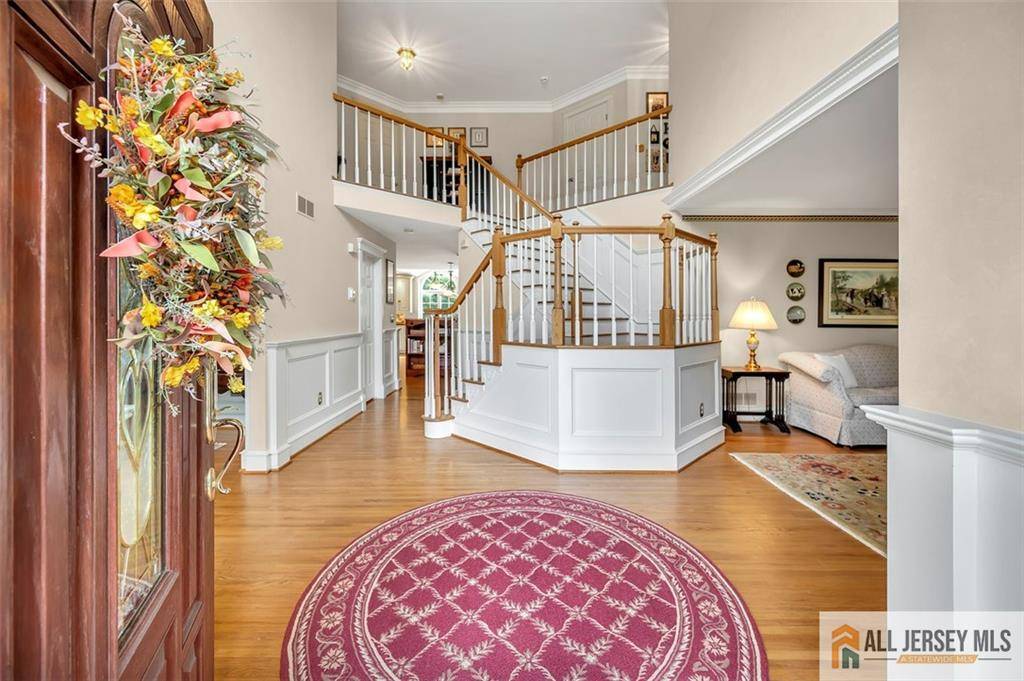 Cranbury, NJ 08512,35 Parkview RD