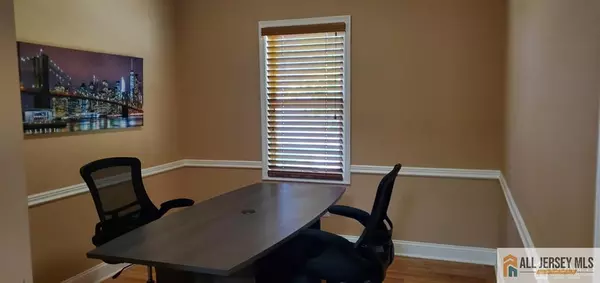 East Brunswick, NJ 08816,224 State Route 18 #1rear