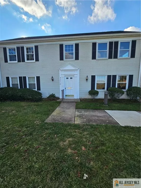 377 Old Nassau RD #377N, Monroe, NJ 08831