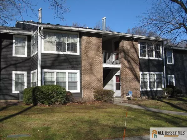 112 Pennsylvania WAY, North Brunswick, NJ 08902