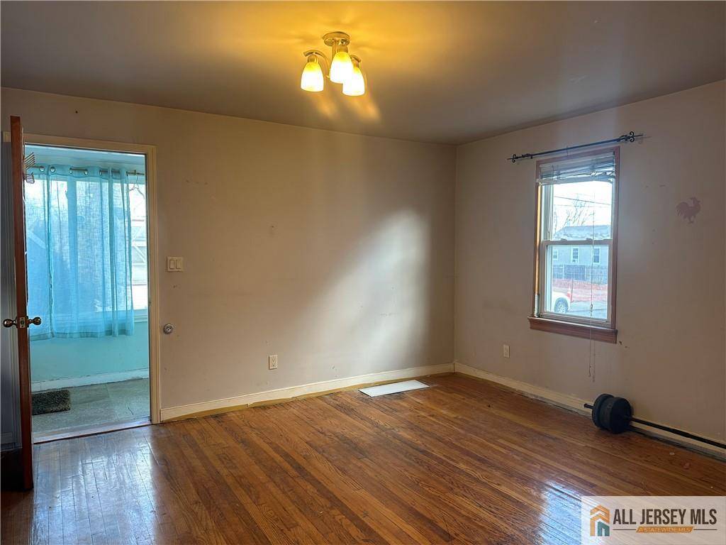 South River, NJ 08882,34 Levinson AVE