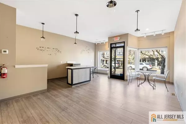 Audubon Bor, NJ 08106,112 W Merchant ST