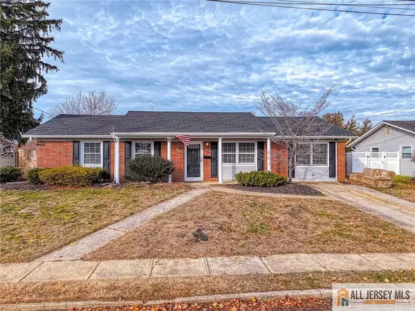 41 Drexel TER,  Monroe,  NJ 08831