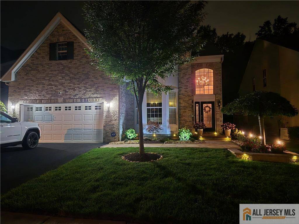 South Brunswick, NJ 08824,20 Bellingham DR