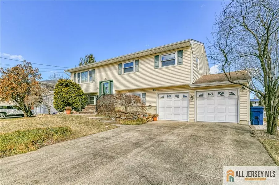 1209 Dakota RD, North Brunswick, NJ 08902