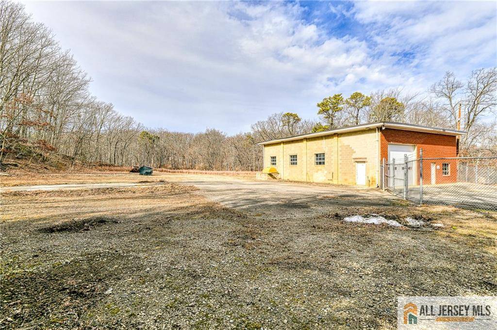 314 Monmouth RD, Millstone, NJ 08510