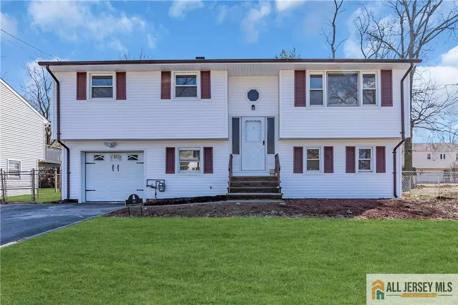 15 Hamilton BLVD, Piscataway, NJ 08854